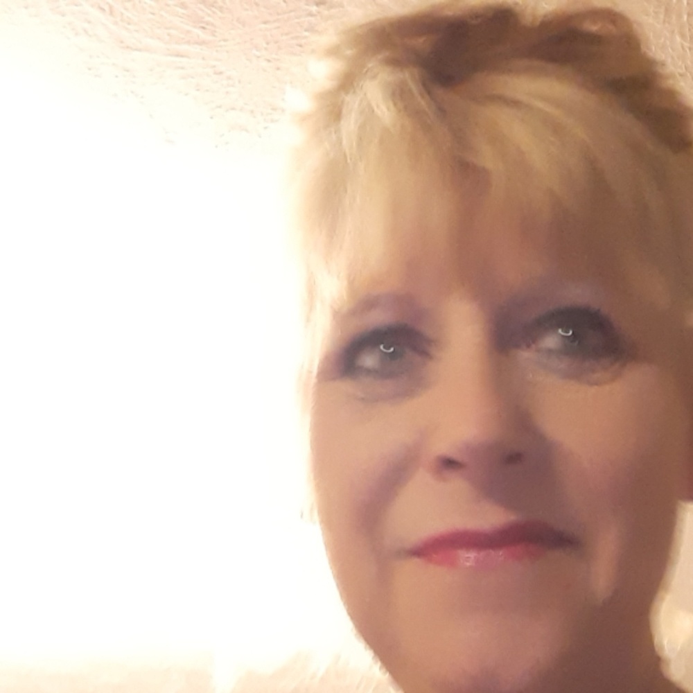 Meet your Posher, Lyn